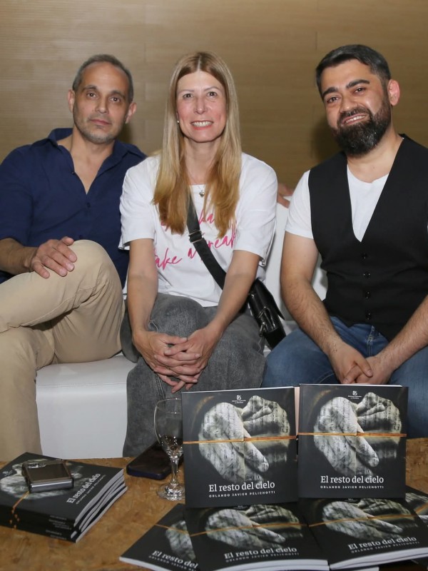 El nuevo libro de Orlando Pelichotti fue presentado en la Feria del Libro