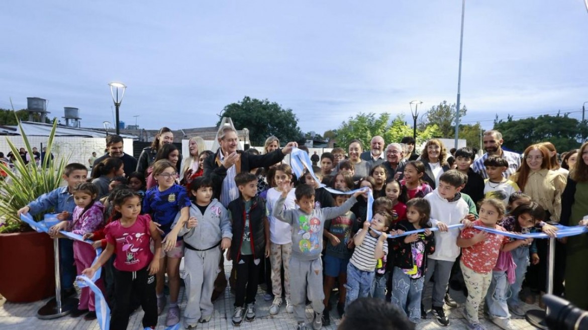 El intendente Omar Félix inauguró la plaza "Justo Rufino Guerrero" en Cuadro Nacional