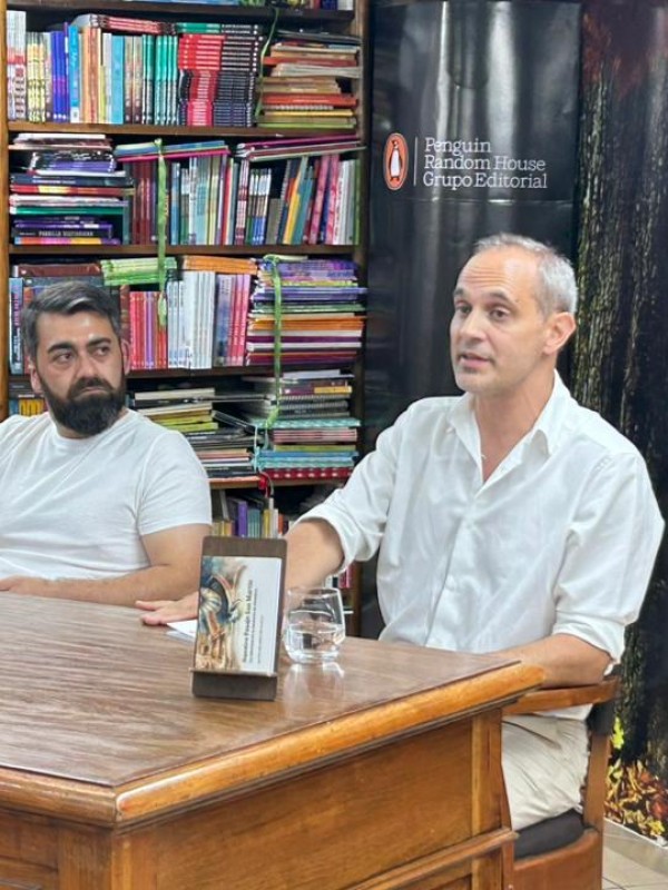 Un enigma en papel: así es "Nuestro Pasaje San Martín", el libro que resignifica el emblemático edificio mendocino