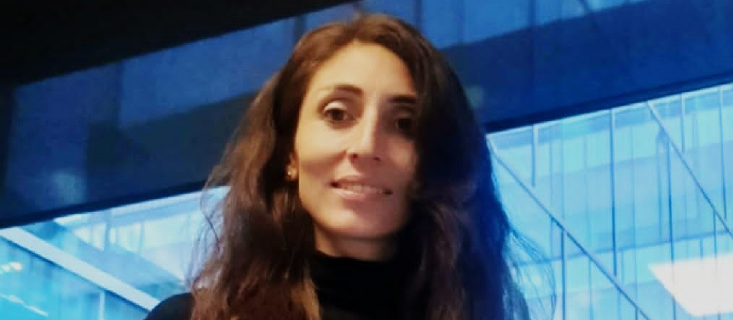 Constanza Sanhueza: "Es imprescindible analizar el impacto de la IA en la democracia"