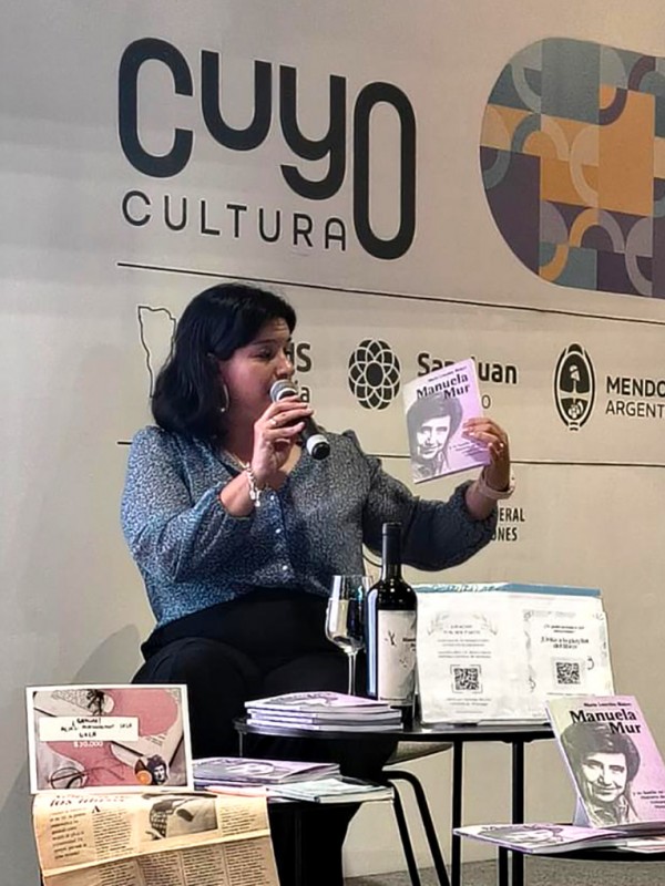 Lourdes Bidart conquistó la Feria del Libro de Buenos Aires con la fascinante historia de Manuela Mur