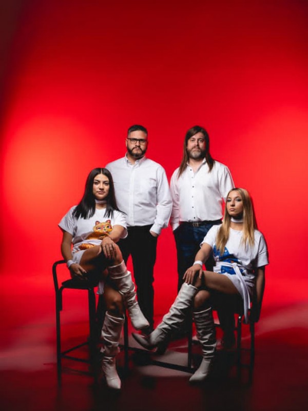 El Teatro Mendoza se viste de fiesta: los clásicos inoxidables de ABBA reviven en un impactante espectáculo en vivo