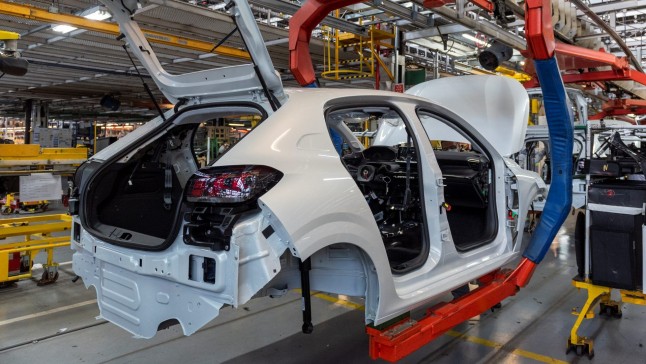 Se profundizó la crisis automotriz durante mayo en producción y exportación